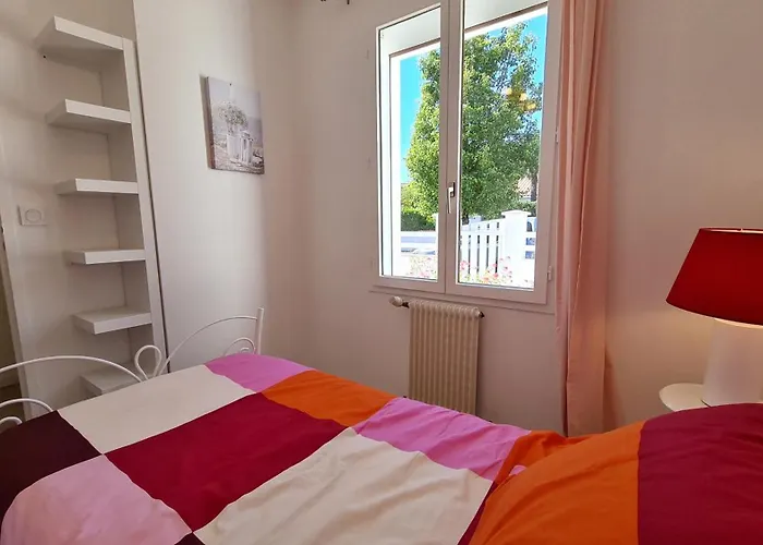 Georges De Didonne - Quartier Ideal Pour Se Ressourcer - Maison Renovee